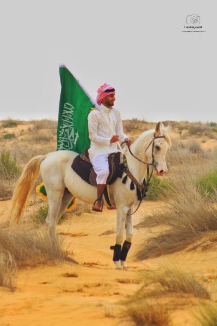 ورشة تصوير يوم التأسيس بالتعاون بين قروب تكنيكات فوتوغرافيه و مربط اوصاف للخيل العربية